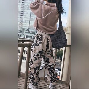 Free People Movement Logo Parade Pants excellent condition SOLD OUT 🖤 RARE